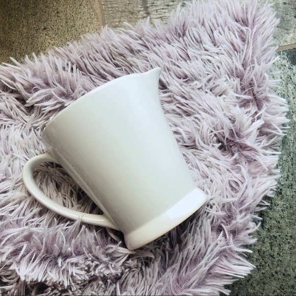 Measuring cup - Picture 3 of 5